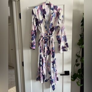 Stars Above Women's Robe - Purple and Pink Floral